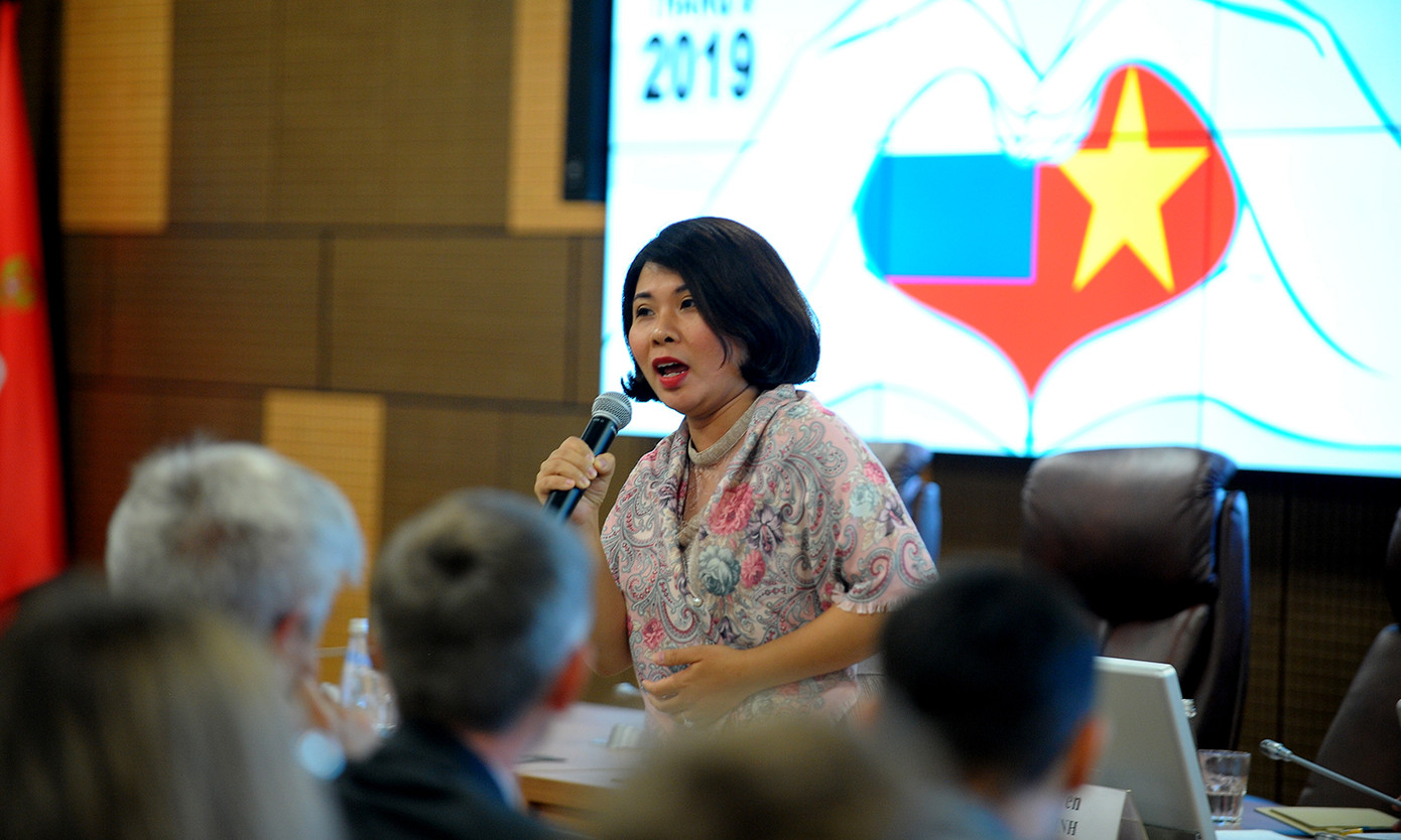 Thanh niên Việt - Nga trình diễn nét đặc sắc văn hoá dân tộc ảnh 6