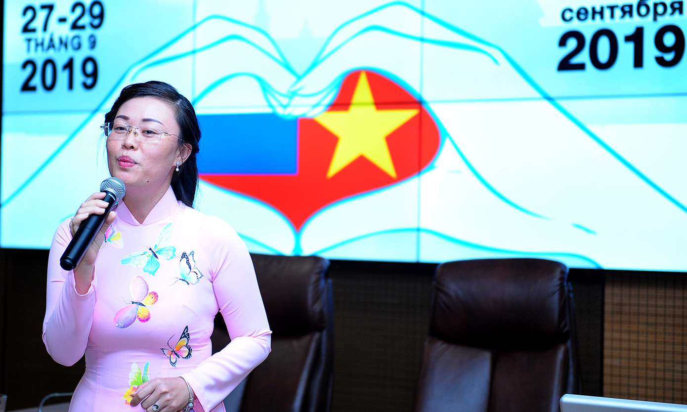 Thanh niên Việt - Nga trình diễn nét đặc sắc văn hoá dân tộc ảnh 10