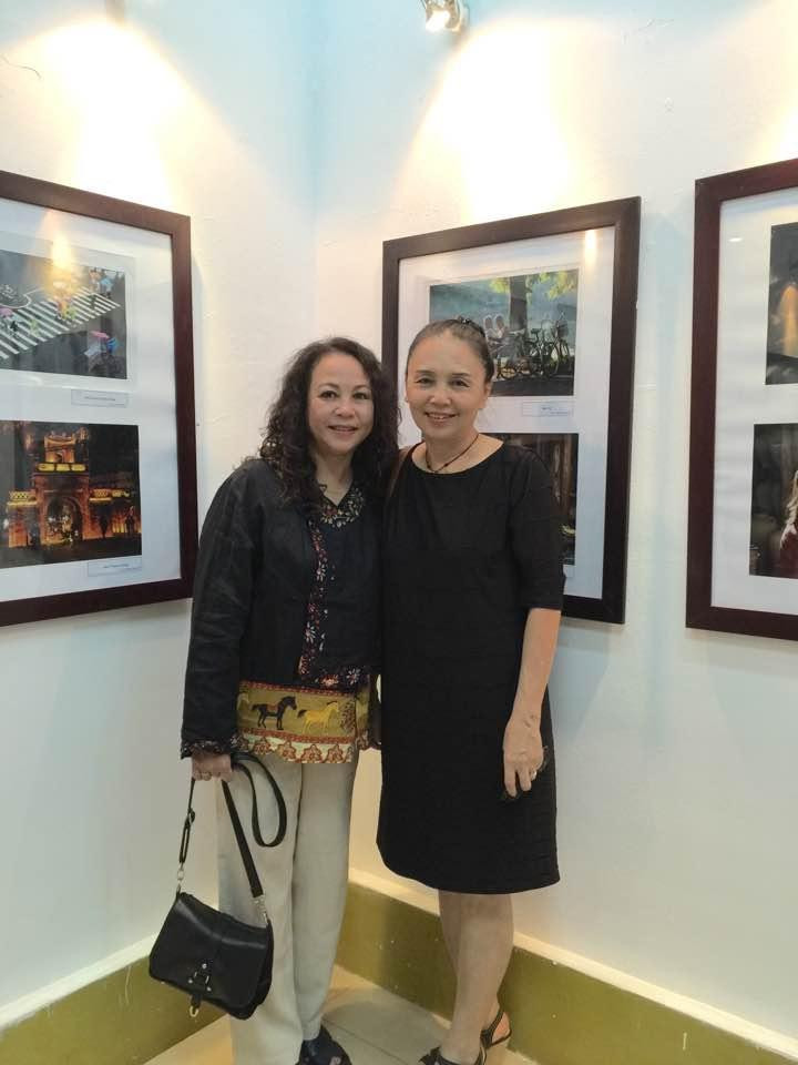 Ngọc Thu và Thanh Quý là bạn diễn cùng thời, ngoài đời họ cũng là bạn thân của nhau. Ngọc Thu và Thanh Quý là bạn diễn cùng thời, ngoài đời họ cũng là bạn thân của nhau.