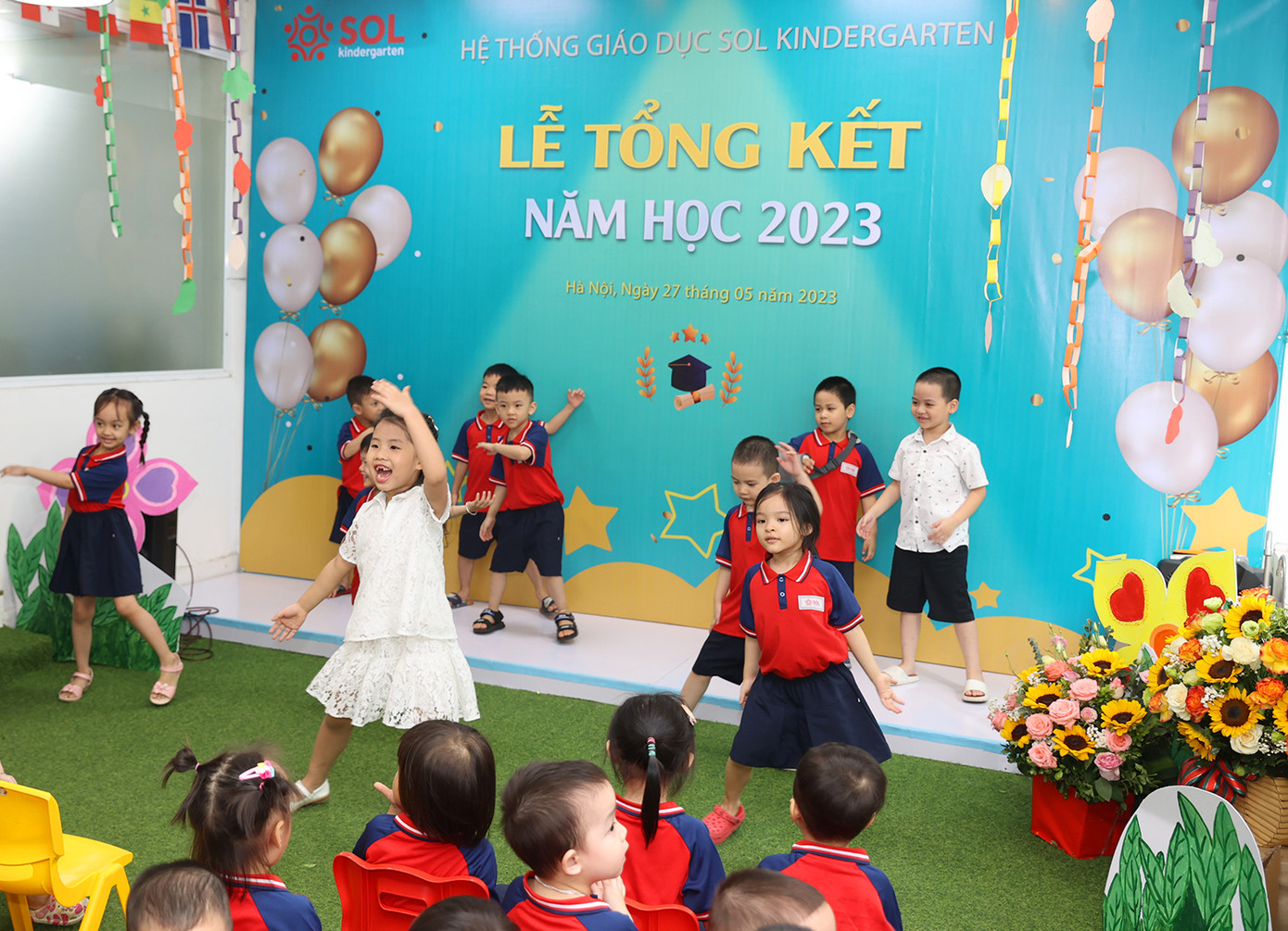 Tiết mục văn nghệ của các bé.