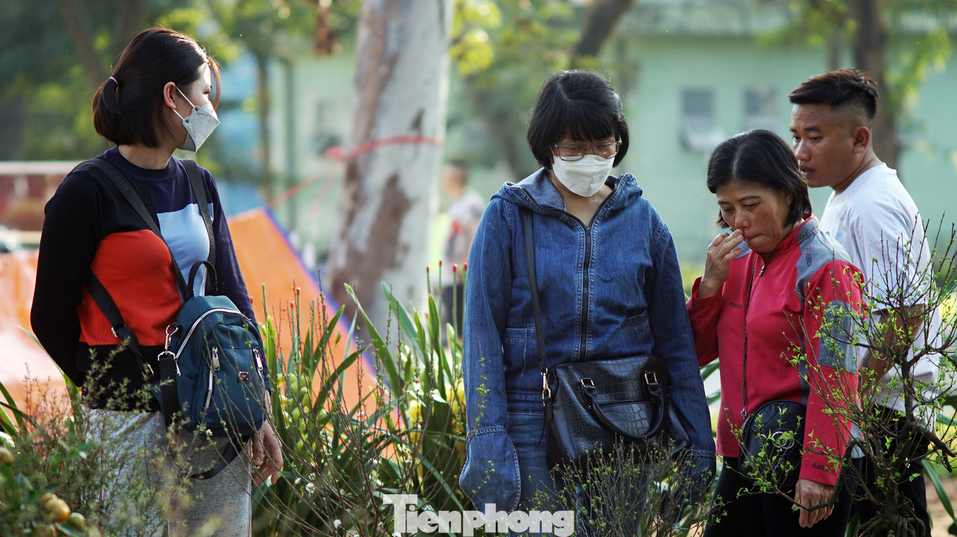 Phố đi bộ Trần Nhân Tông nhộn nhịp ngày cuối tuần ảnh 9