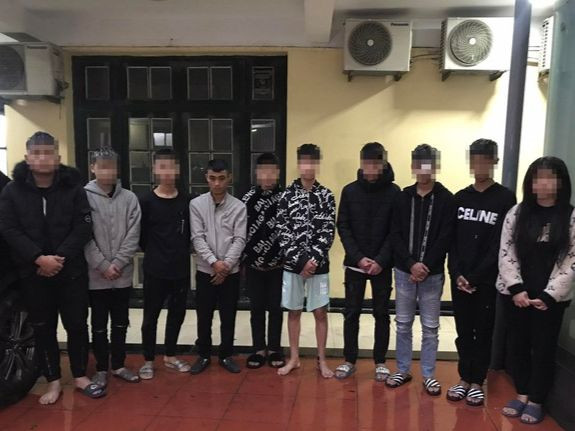 Nhóm thiếu niên gây ra loạt vụ trộm cắp tài sản ở Hà Nội. Ảnh: T.A Nhóm thiếu niên gây ra loạt vụ trộm cắp tài sản ở Hà Nội. Ảnh: T.A