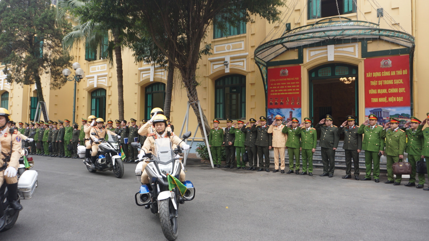 Ban Giám đốc Công an TP Hà Nội phát động đợt cao điểm tấn công, trấn áp tội phạm dịp Tết Nguyên đán.