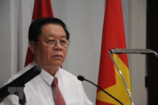 Trưởng ban Tuyên giáo Trung ương Nguyễn Trọng Nghĩa phát biểu tại Hội thảo "Đóng góp của Chủ tịch Hồ Chí Minh và Tổng tư lệnh Fidel Castro đối với tình anh em Việt Nam-Cuba." (Ảnh: Mai Phương/TTXVN) Trưởng ban Tuyên giáo Trung ương Nguyễn Trọng Nghĩa phát biểu tại Hội thảo "Đóng góp của Chủ tịch Hồ Chí Minh và Tổng tư lệnh Fidel Castro đối với tình anh em Việt Nam-Cuba." (Ảnh: Mai Phương/TTXVN)