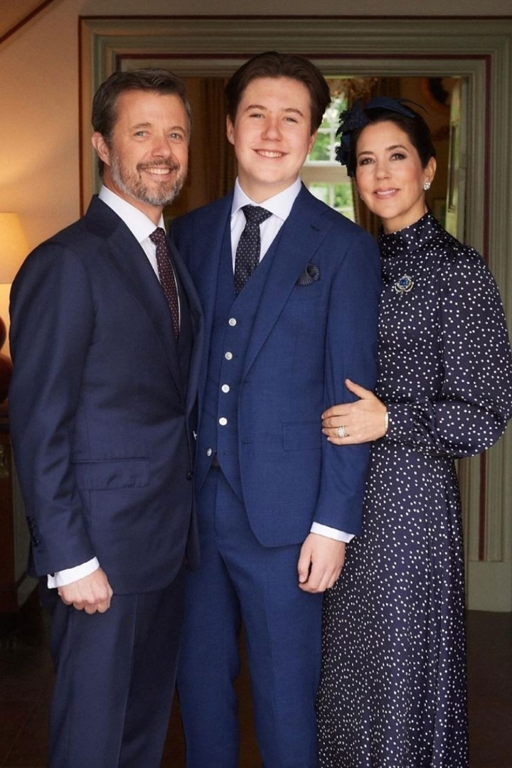 Hoàng tử Christian (SN 2005) là con trai trưởng và duy nhất của Thái tử Frederik và Thái tử phi Mary. Anh hiện đang xếp thứ 2 trong dòng kế vị ngai vàng của Vương quốc Đan Mạch, sau cha ruột. Anh hiện giữ tước vị Bá tước Monpezat. Ảnh: Detdanskekongehus.