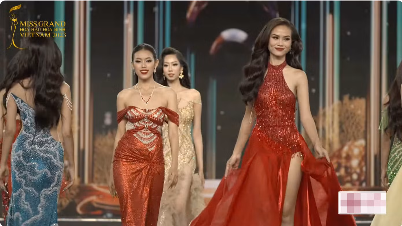Lê Hoàng Phương đăng quang Hoa hậu Hòa bình Việt Nam 2023 ảnh 43 Lê Hoàng Phương đăng quang Hoa hậu Hòa bình Việt Nam 2023 ảnh 43