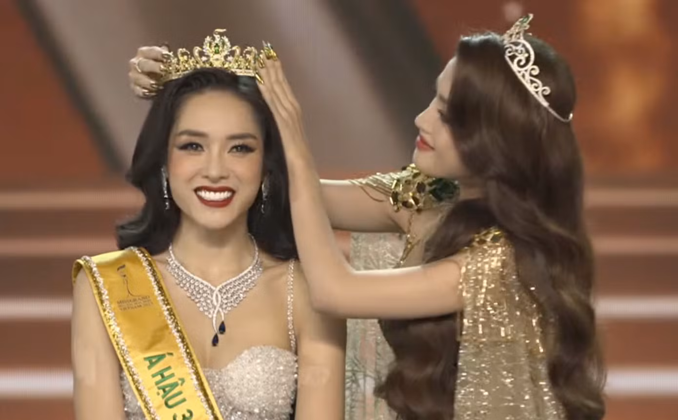 Á hậu 3 Lê Thị Hồng Hạnh. Á hậu 3 Lê Thị Hồng Hạnh.