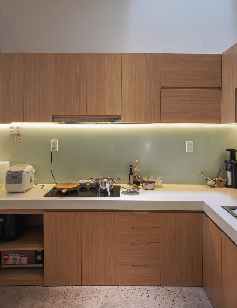 Nhờ kết hợp phương pháp xây dựng với vật liệu đơn giản, nhóm thiết kế đã giúp gia chủ tiết kiệm tối đa chi phí xây dựng ngôi nhà.