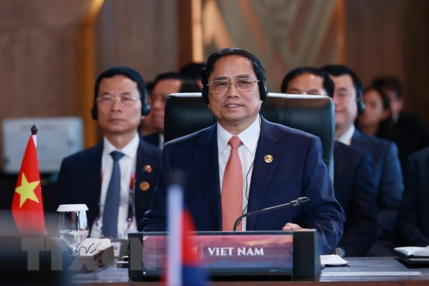 Thủ tướng Phạm Minh Chính phát biểu tại Phiên toàn thể Hội nghị Cấp cao ASEAN lần thứ 42. (Ảnh: Dương Giang/TTXVN)