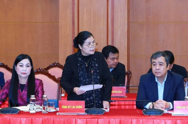 Bà Giàng Páo Mỷ, Ủy viên Trung ương Đảng, Bí thư Tỉnh ủy Lai Châu phát biểu. (Ảnh: Phương Hoa/TTXVN)