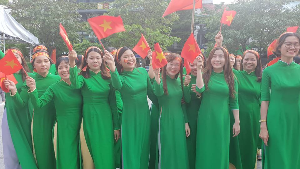 Ngàn cung bậc cảm xúc của CĐV Việt Nam ở trận bán kết ảnh 48