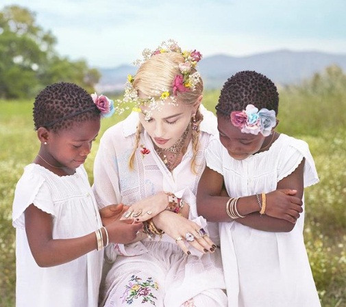 Madonna sắp 60 tuổi vẫn trẻ đẹp gợi tình ảnh 9