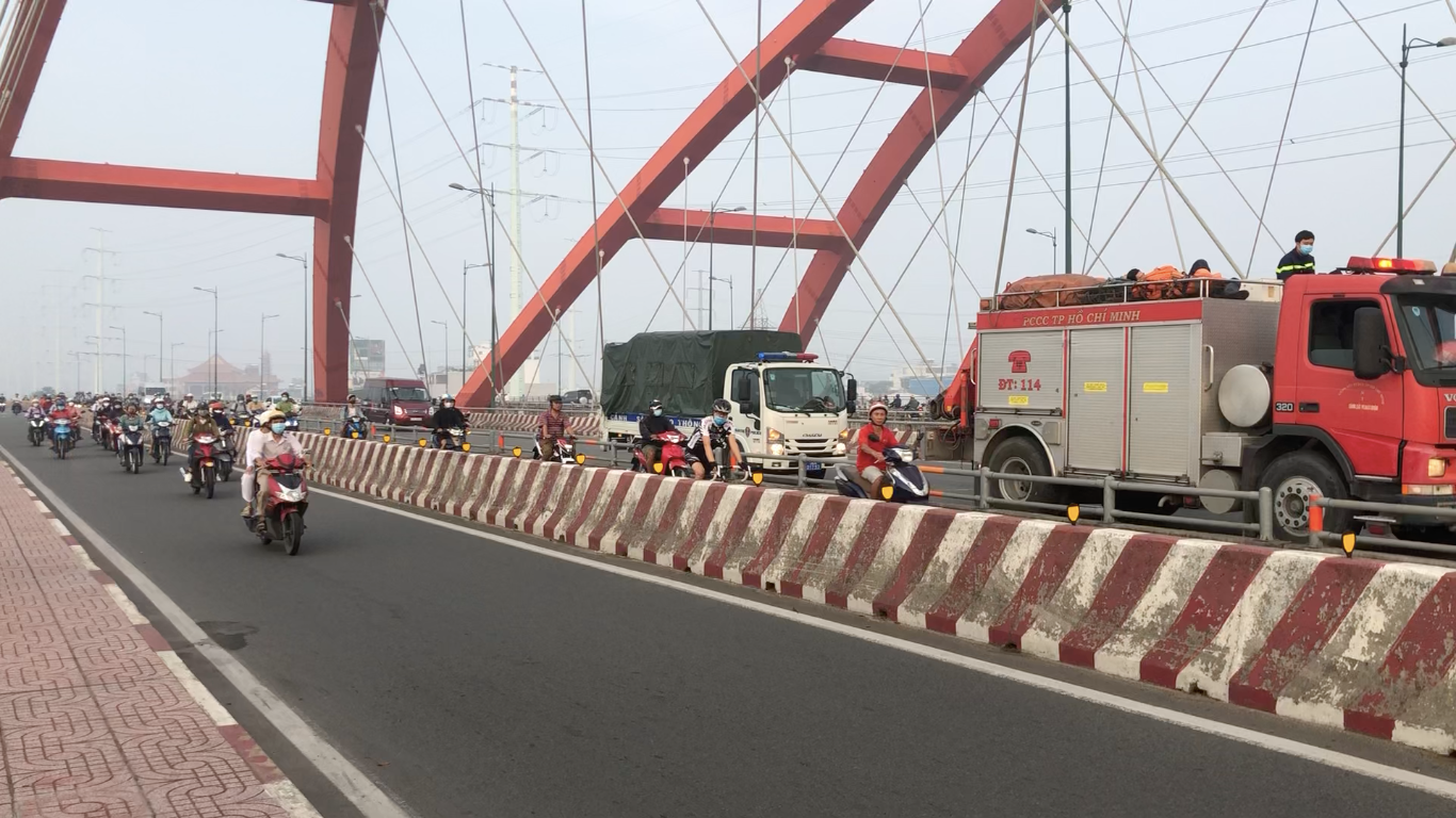 Lực lượng chức năng có mặt tại hiện trường.