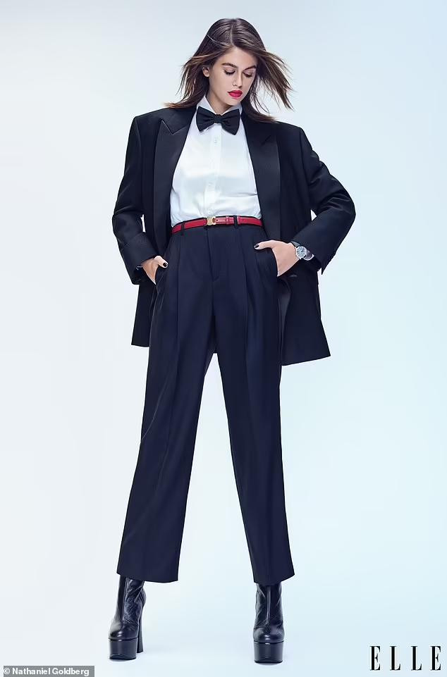 Không chỉ thừa hưởng các ưu điểm về ngoại hình từ người mẹ nổi tiếng... Không chỉ thừa hưởng các ưu điểm về ngoại hình từ người mẹ nổi tiếng...