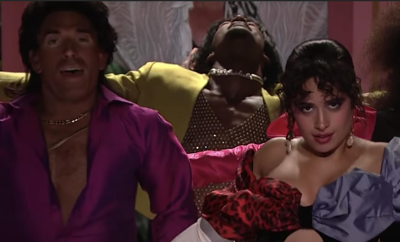 Blackface (bôi đen mặt) là kỹ thuật hóa trang phổ biến vào thế kỷ 19, được coi như là biểu tượng của nạn phân biệt chủng tộc.