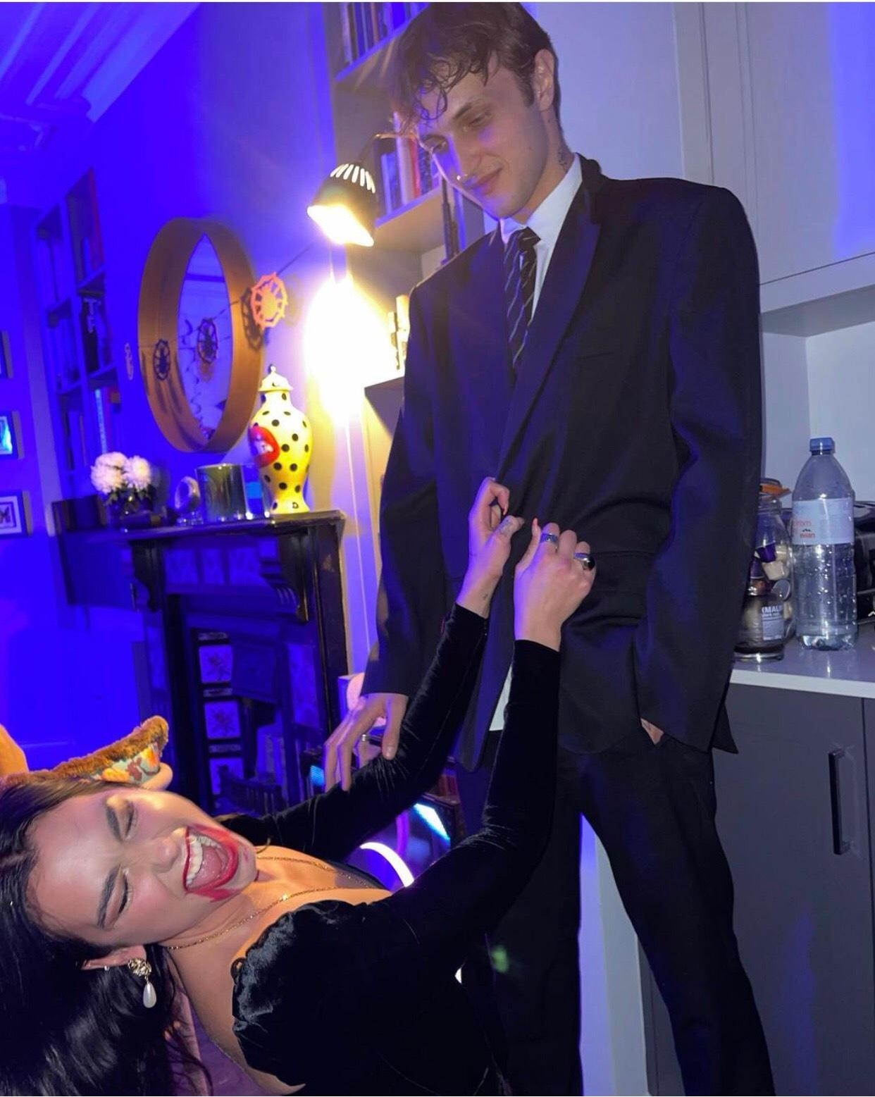 Đến tháng 11 vừa rồi, mối quan hệ của cả hai vẫn tốt đẹp. Đến tháng 11 vừa rồi, mối quan hệ của cả hai vẫn tốt đẹp.