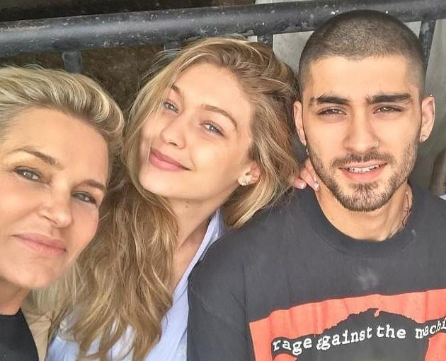 Chuyện tình đáng mơ ước của cặp đôi kết thúc bằng mâu thuẫn giữa các bậc phụ huynh. Chuyện tình đáng mơ ước của cặp đôi kết thúc bằng mâu thuẫn giữa các bậc phụ huynh.