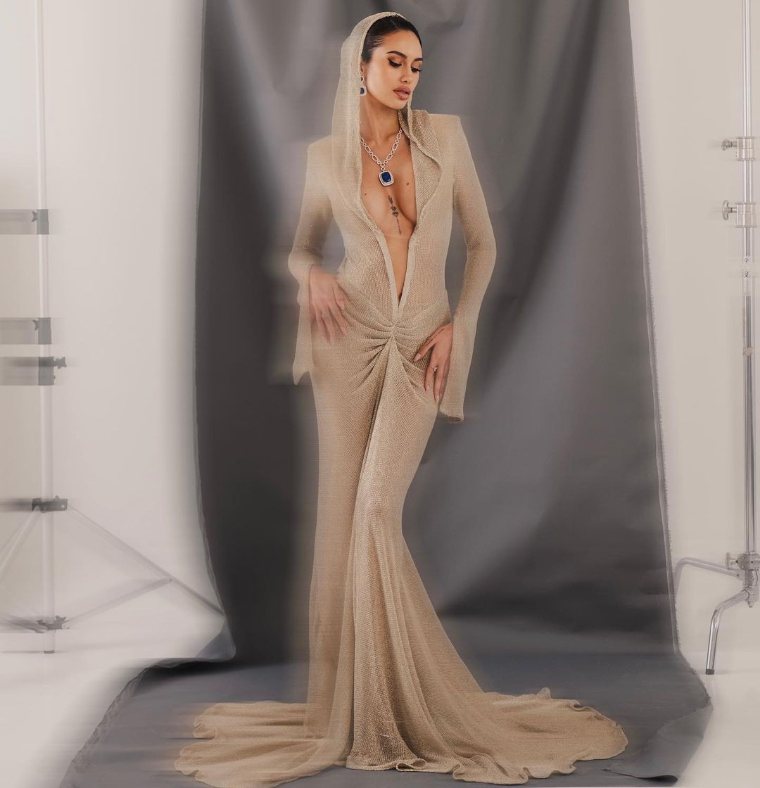 Celeste Cortesi xuất hiện nóng bỏng tại sự kiện GMA Gala 2023 hôm 23/7.