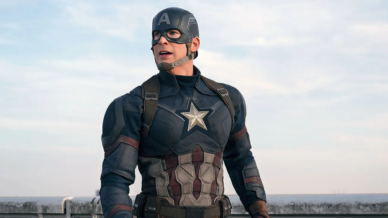 Steve Rogers trở thành nhân vật khó thay thế trong lòng người hâm mộ. Steve Rogers trở thành nhân vật khó thay thế trong lòng người hâm mộ.