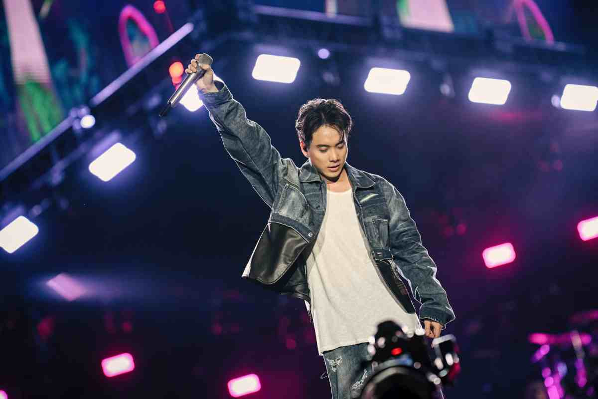 Dù 'lặn' khá lâu nhưng JustaTee vẫn giữ được sức 'nóng' với khán giả.