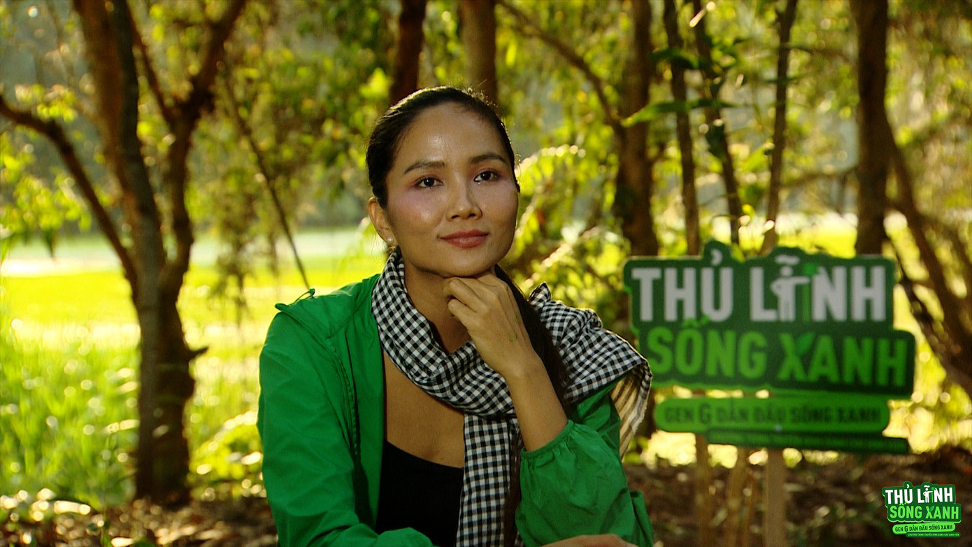 H'Hen Niê là nhân vật truyền cảm hứng trong 'Thủ lĩnh sống xanh'. H'Hen Niê là nhân vật truyền cảm hứng trong 'Thủ lĩnh sống xanh'.