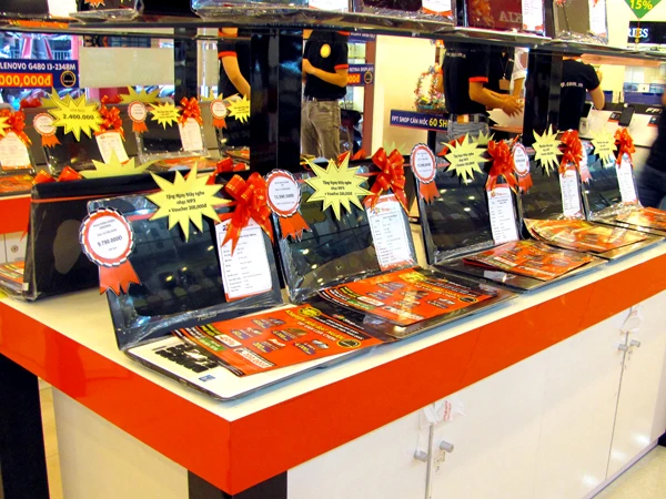 Toàn bộ những tấm bản đồ đã được gỡ bỏ khỏi những chiếc máy tính trưng bày