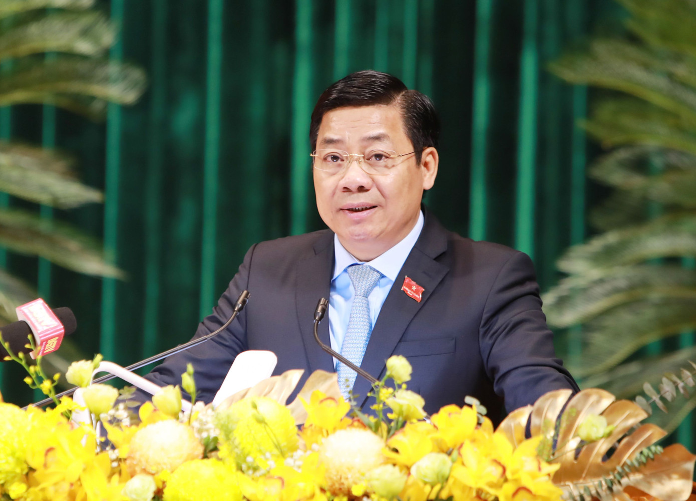 Bí thư Tỉnh ủy Bắc Giang Dương Văn Thái phát biểu tại kỳ họp HĐND lần thứ 14. Bí thư Tỉnh ủy Bắc Giang Dương Văn Thái phát biểu tại kỳ họp HĐND lần thứ 14.