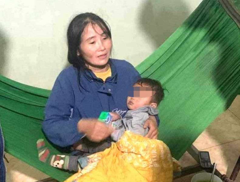 Cháu Phúc A. được tìm thấy sau hơn 2 ngày mất tích. Hiện cháu vẫn khỏe mạnh, tinh thần hoảng sợ. Cháu Phúc A. được tìm thấy sau hơn 2 ngày mất tích. Hiện cháu vẫn khỏe mạnh, tinh thần hoảng sợ.