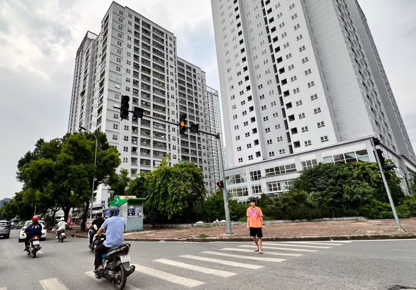 Thị trường bất động sản cần khôi phục từ nhà ở xã hội và giảm giá nhà (ảnh: Như Ý).