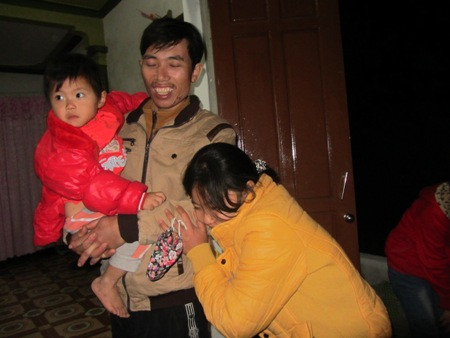 Anh Hà với vợ và con gái 3 tuổi.