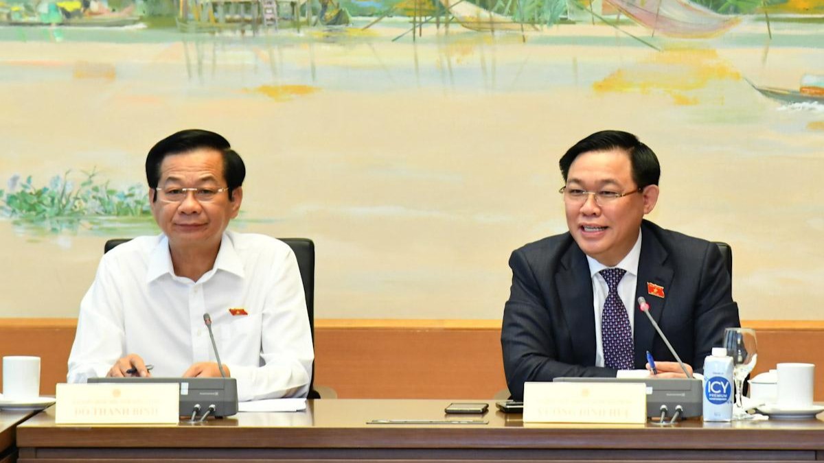 Chủ tịch Quốc hội Vương Đình Huệ phát biểu tại phiên thảo luận tổ. (Ảnh: Như Ý) Chủ tịch Quốc hội Vương Đình Huệ phát biểu tại phiên thảo luận tổ. (Ảnh: Như Ý)