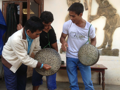 Chiêng biết nói hòa âm gọi hồn sông núi