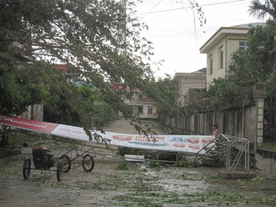 Ngổn ngang sau bão số 10 tại huyện Kỳ Anh