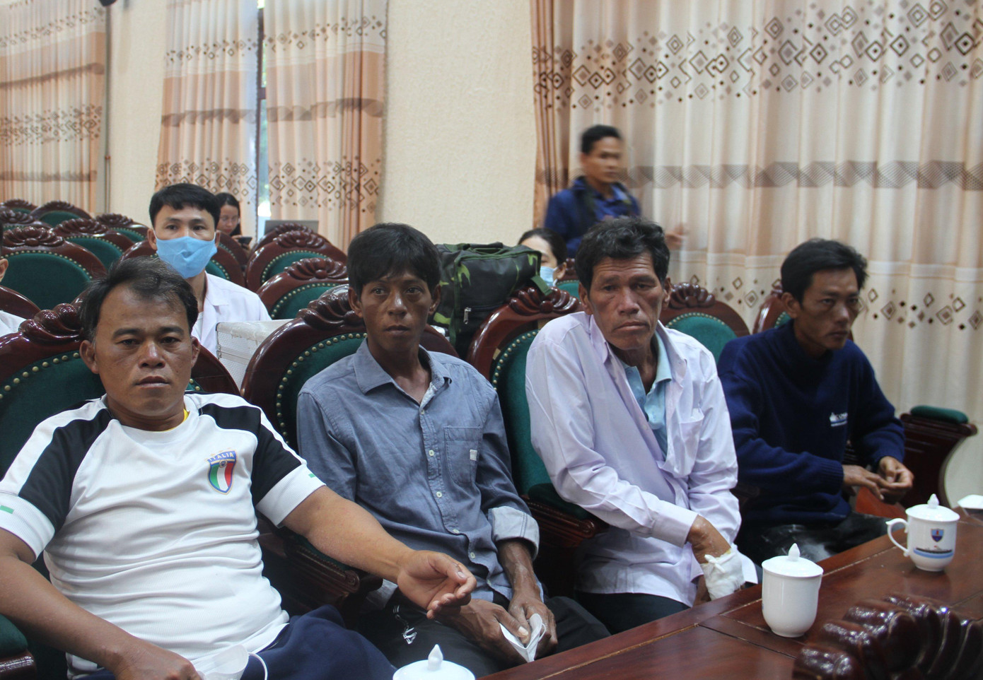 Các ngư dân tàu cá Bình Thuận. Ảnh T.H