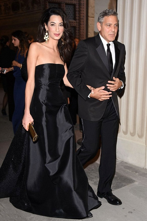 Style sành điệu của vợ tài tử George Clooney ảnh 10