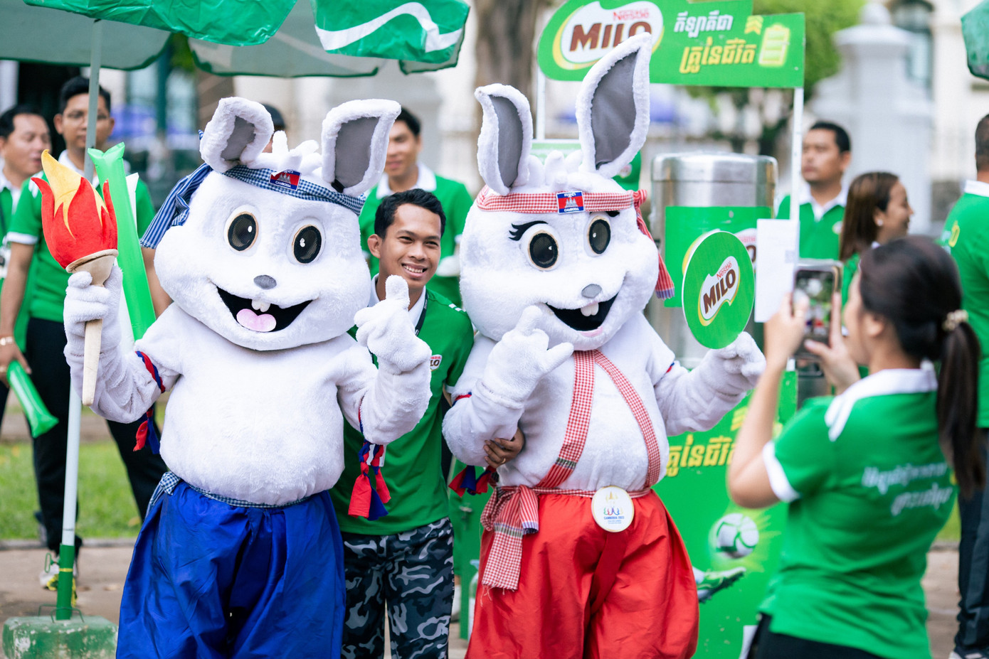 Nestlé MILO thể hiện vai trò của nhà tài trợ chính thức với nhiều đóng góp tích cực cho ngày hội thể thao lớn nhất Đông Nam Á được tổ chức tại Campuchia Nestlé MILO thể hiện vai trò của nhà tài trợ chính thức với nhiều đóng góp tích cực cho ngày hội thể thao lớn nhất Đông Nam Á được tổ chức tại Campuchia