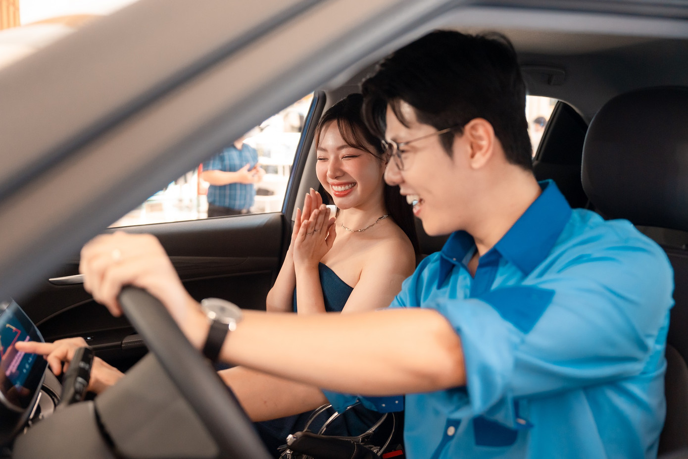 Cặp vợ chồng Gia đình Truyền hình nhận định: “Xe rất nhỏ gọn, phù hợp di chuyển trong thành phố, cũng dư sức đi đường dài ngoại ô”.