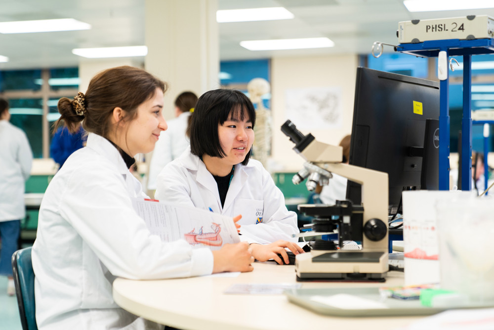 ĐH Otago là một trong những trường đại học hàng đầu tại New Zealand với chất lượng giáo dục toàn diện