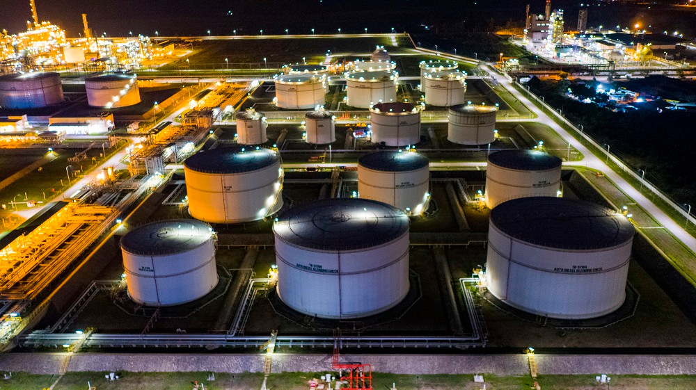 Trải qua 15 năm, BSR đã đóng góp cho ngân sách nhà nước khoảng 207 nghìn tỷ đồng, gấp gần 3 lần so với số vốn đầu tư. Trải qua 15 năm, BSR đã đóng góp cho ngân sách nhà nước khoảng 207 nghìn tỷ đồng, gấp gần 3 lần so với số vốn đầu tư.