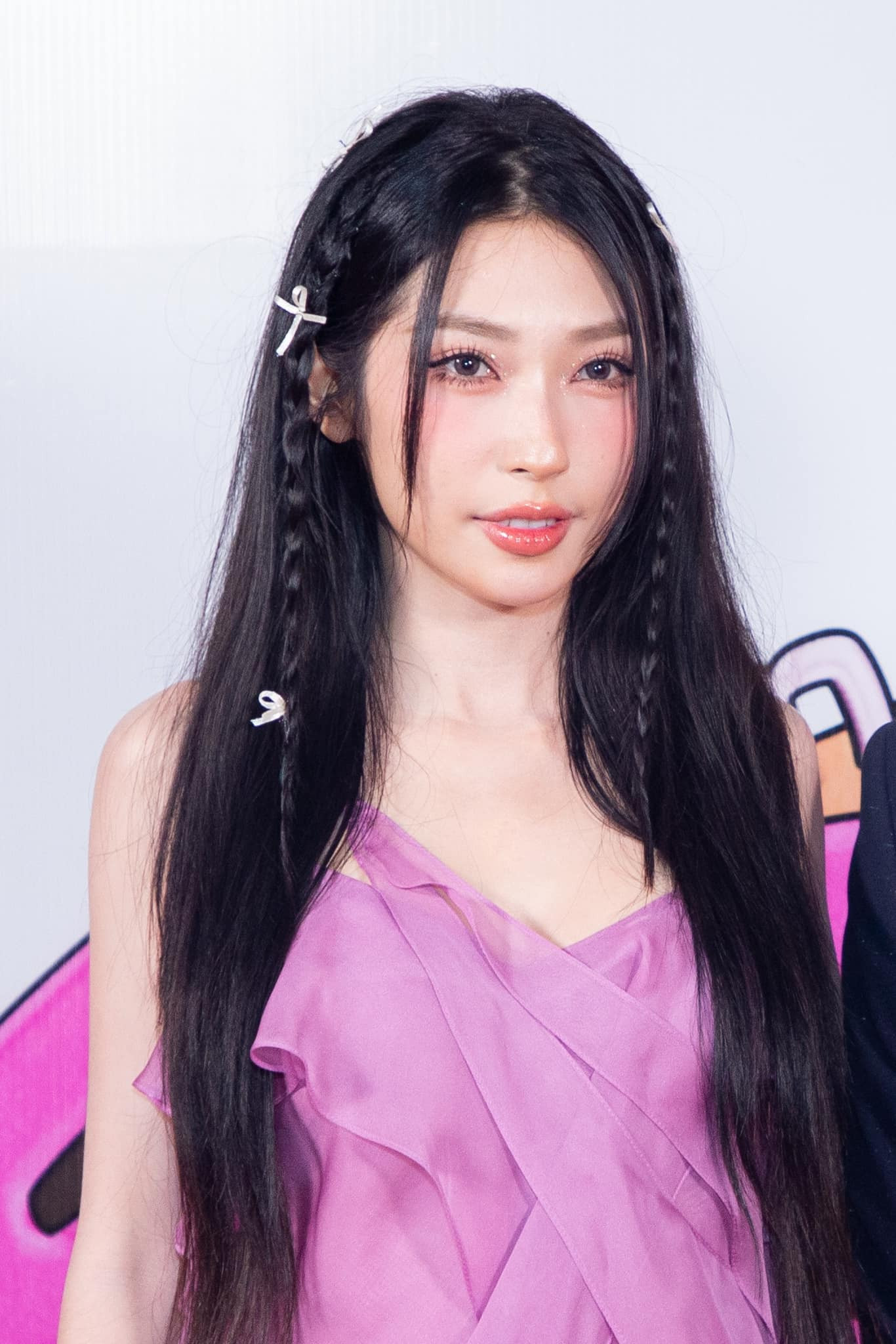 &quot;Chị đẹp&quot; Khổng Tú Quỳnh tái xuất với hime cut thời thượng.