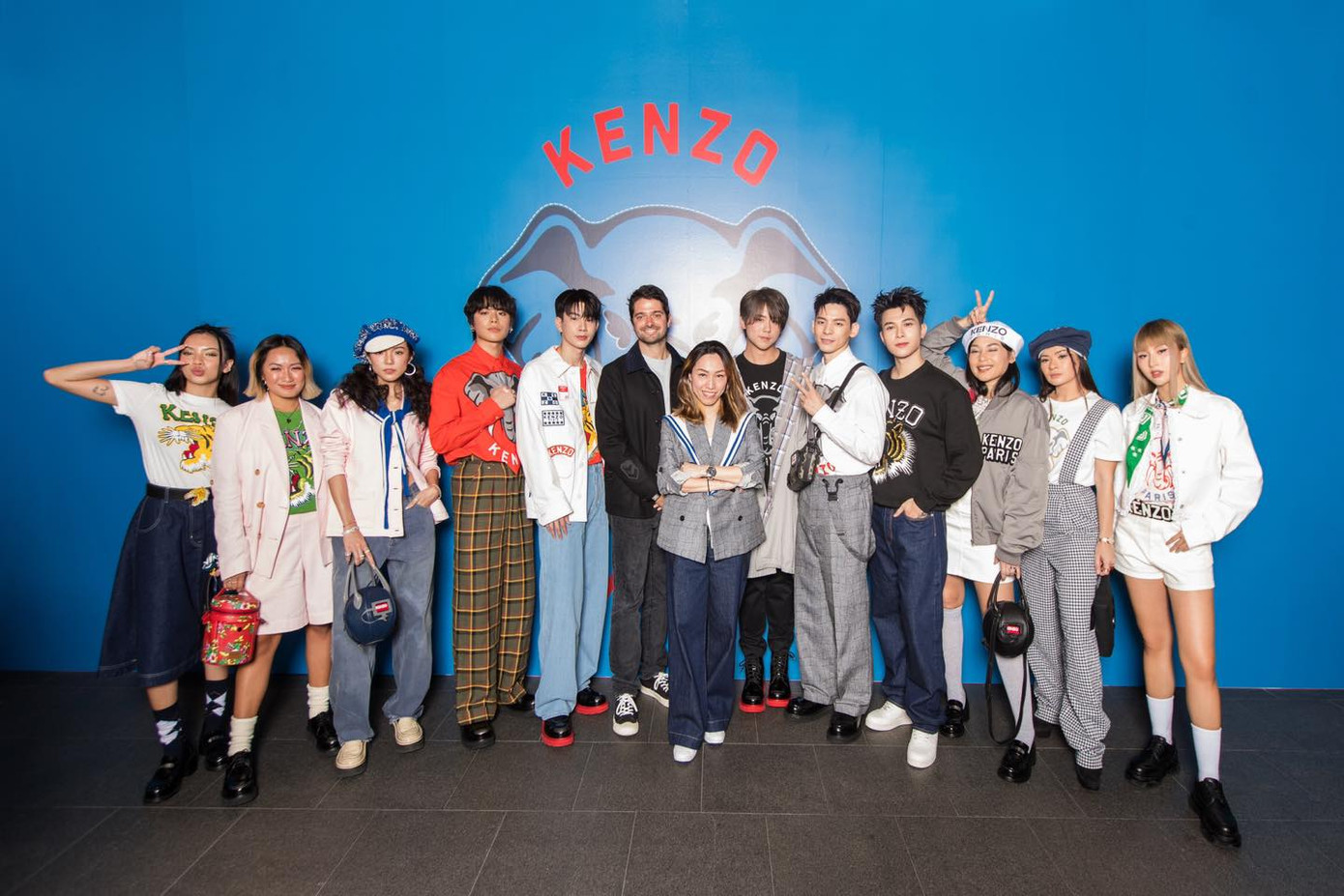 Anh Tú - Quỳnh Anh Shyn cùng dàn khách mời quốc tế tại sự kiện của KENZO.