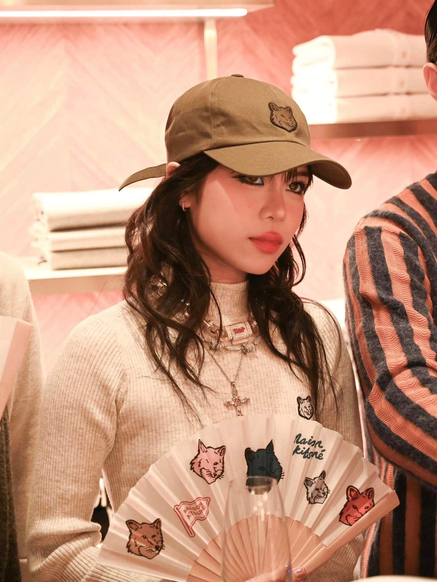 tlinh sở hữu Instagram gần 1 triệu người theo dõi.