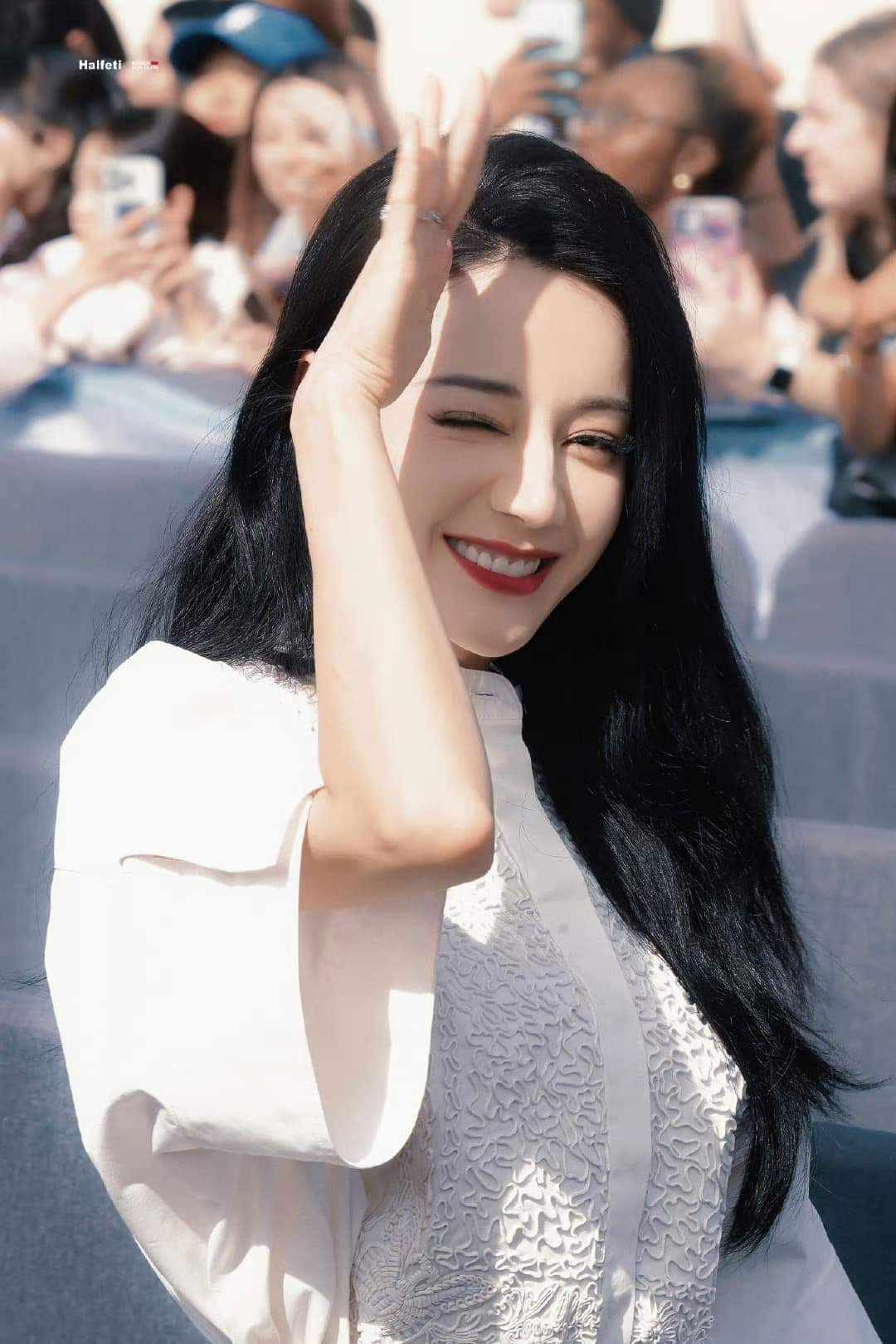 Cận cảnh nhan sắc của nữ Đại sứ Dior khu vực Trung Quốc. Cận cảnh nhan sắc của nữ Đại sứ Dior khu vực Trung Quốc.