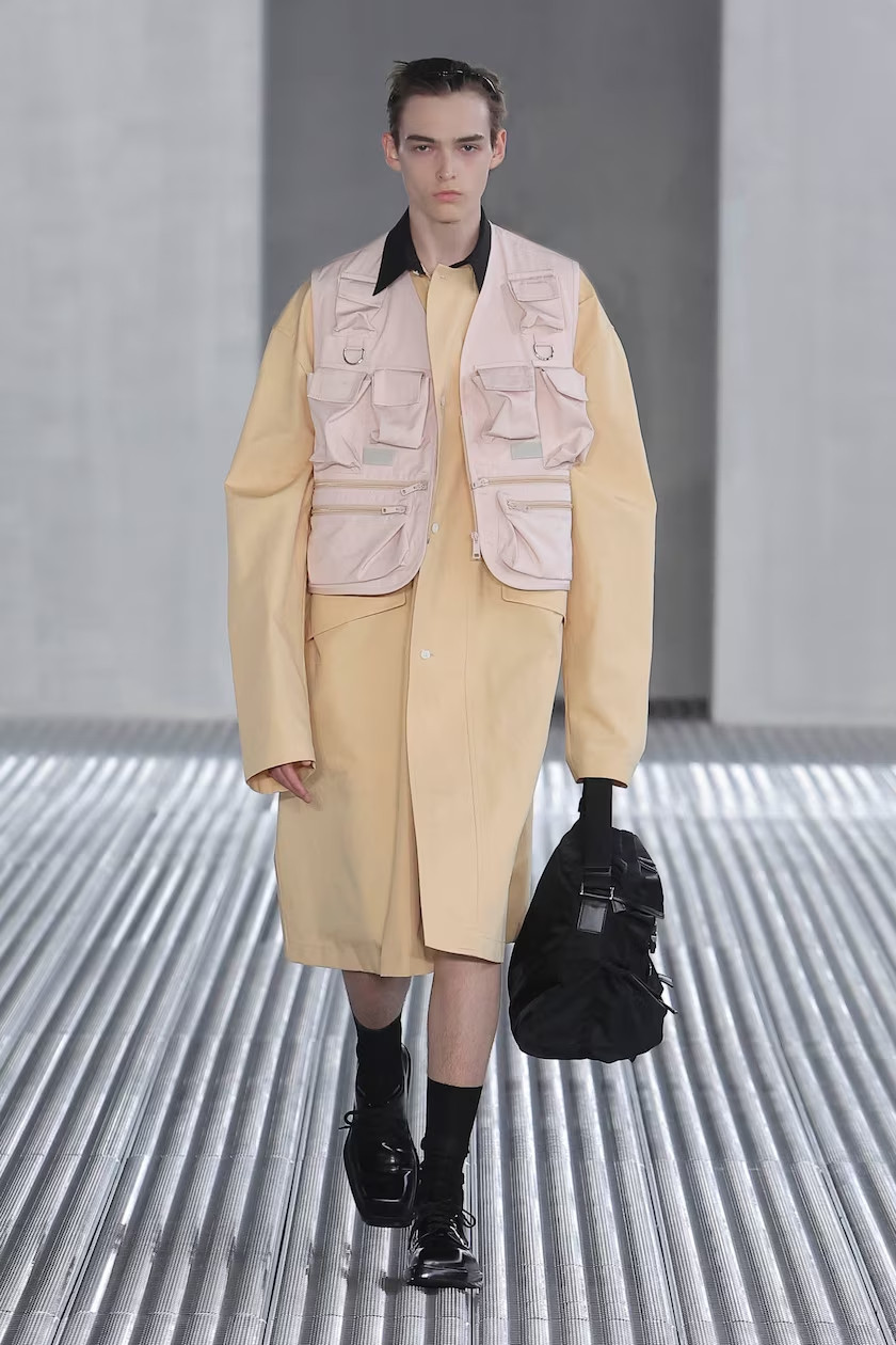 BST Menswear Xuân Hè 2024 của Prada. BST Menswear Xuân Hè 2024 của Prada.