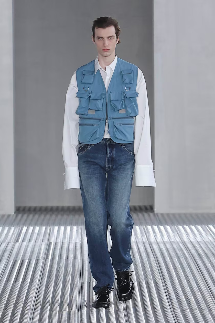 BST Menswear Xuân Hè 2024 của Prada. BST Menswear Xuân Hè 2024 của Prada.