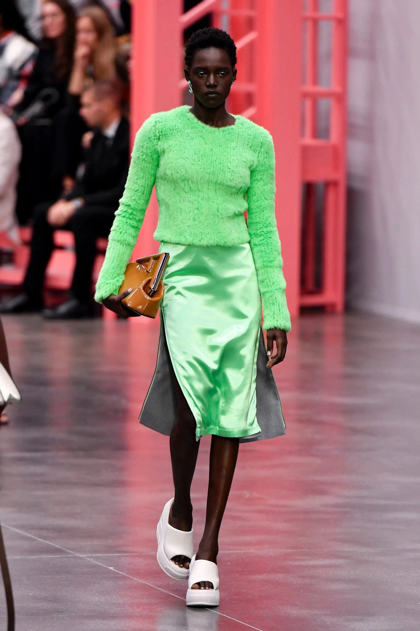 Fendi Xuân - Hè 2023.