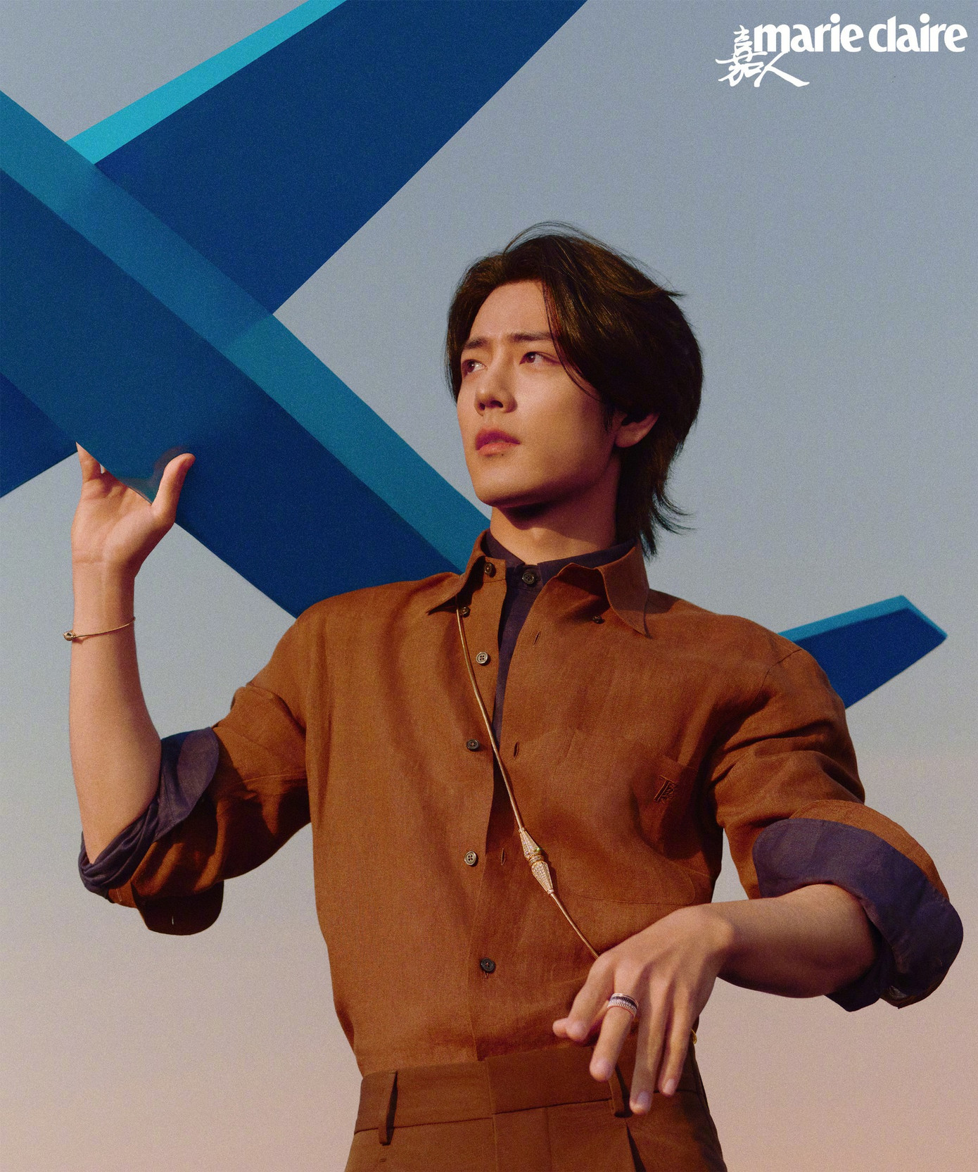 Tiêu Chiến phong trần, lãng tử trên bìa Marie Claire cùng TOD'S, Boucheron - hai thương hiệu do anh là đại diện toàn cầu. Tiêu Chiến phong trần, lãng tử trên bìa Marie Claire cùng TOD'S, Boucheron - hai thương hiệu do anh là đại diện toàn cầu.