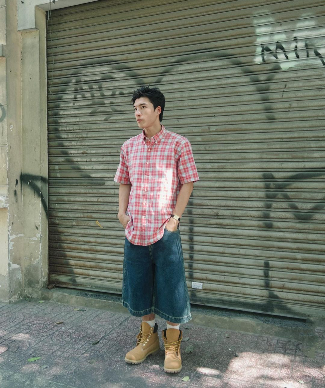 Xu hướng quần lửng Jort hoài niệm được HIEUTHUHAI tích cực lăng xê.