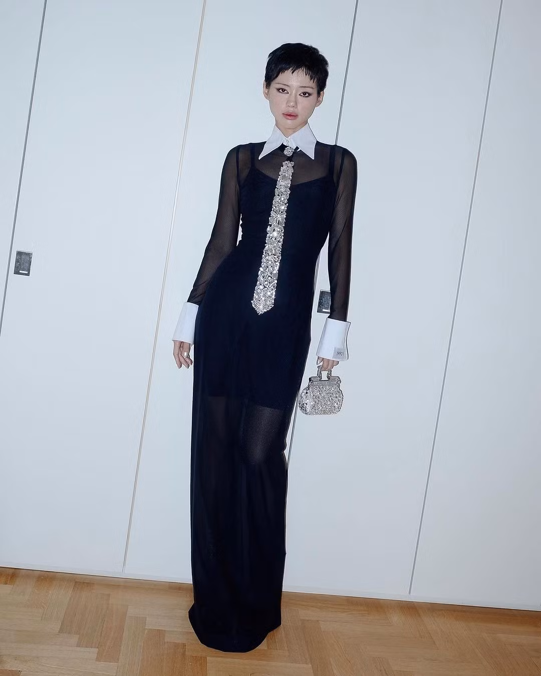 Ngắm sắc vóc loạt đại diện Việt Nam tại Milan Fashion Week 2024, ai ấn tượng nhất? ảnh 15