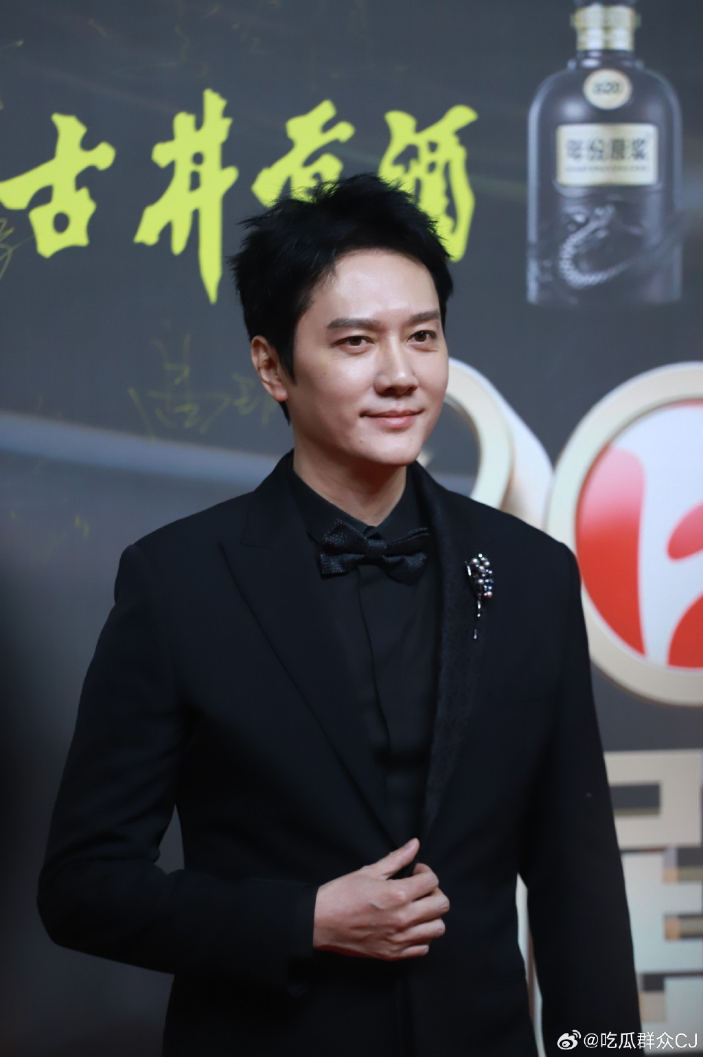 Phùng Thiệu Phong phong độ ở tuổi 45. Phùng Thiệu Phong phong độ ở tuổi 45.